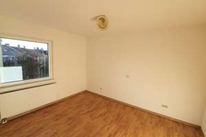 Helle und zentrale 2-Raumwohnung mit EBK und Tiefgaragenstellplatz – 4315 Volkmarsdorf, Leipzig – Vorschaubild 5