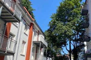 Vollständig renovierte, kernsanierte 2-Zimmer-Wohnung mit Balkon und EBK in Bestlage in Hamburg
