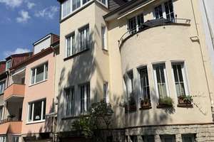 Schöne Altbauwohnung mit Balkon & Wintergarten im Zooviertel