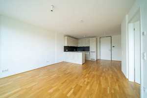 Gemütliche Zweizimmerwohnung mit Einbauküche und Balkon ins Grüne – Dr.-Gessler-Straße 2, 93051 Regensburg – Vorschaubild 1