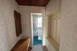Ruhig gelegenes Zweifamilienhaus mit ausgebautem DG – Die vollständige Adresse der Immobilie erhältst du vom Anbieter., 86316 Friedberg – Vorschaubild 16