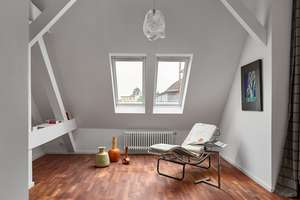 Sonnige Dachgeschosswohnung mit Terrasse am Heidelberger Platz – Die vollständige Adresse der Immobilie erhältst du vom Anbieter., 14197 Wilmersdorf, Berlin – Vorschaubild 2