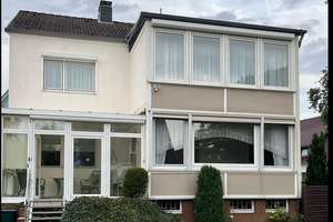 Provisionsfrei: Haus - Zweifamilienhaus - 2 Wohnungen - 2 Garagen - voll unterkellert