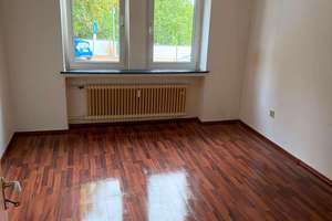 Provisionsfrei: 3-Zimmer-Wohnung (65 m²) mit Renovierungsbedarf – ideal für Gestalter – Die vollständige Adresse der Immobilie erhältst du vom Anbieter., 42287 Barmen, Wuppertal – Vorschaubild 8