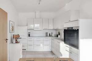 moderner Bungalow mit Photovoltaik, Doppelgarage und großem Garten – Die vollständige Adresse der Immobilie erhältst du vom Anbieter., 9603 Großschirma – Vorschaubild 4