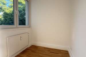 Sanierte, bezugsfreie 2,5-Zimmerwohnung mit Stellplatz! – Mariendorfer Damm 200, 12107 Mariendorf, Berlin – Vorschaubild 3