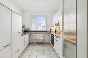 Hereinspaziert - gepflegte 3 -Zi-Wohnung mit Tiefgaragenstellplatz in HH-Wellingsbüttel – Die vollständige Adresse der Immobilie erhältst du vom Anbieter., 22391 Poppenbüttel, Hamburg – Vorschaubild 7