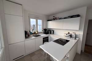Helle 3-Zimmer-Wohnung im 4. OG mit Balkon in München-Moosach nähe OEZ – Die vollständige Adresse der Immobilie erhältst du vom Anbieter., 80993 Alt-Moosach, München – Vorschaubild 3