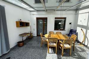Reihenmittelhaus in ruhiger zentraler Lage in Wuppertal-Barmen – Die vollständige Adresse der Immobilie erhältst du vom Anbieter., 42283 Barmen, Wuppertal – Vorschaubild 2