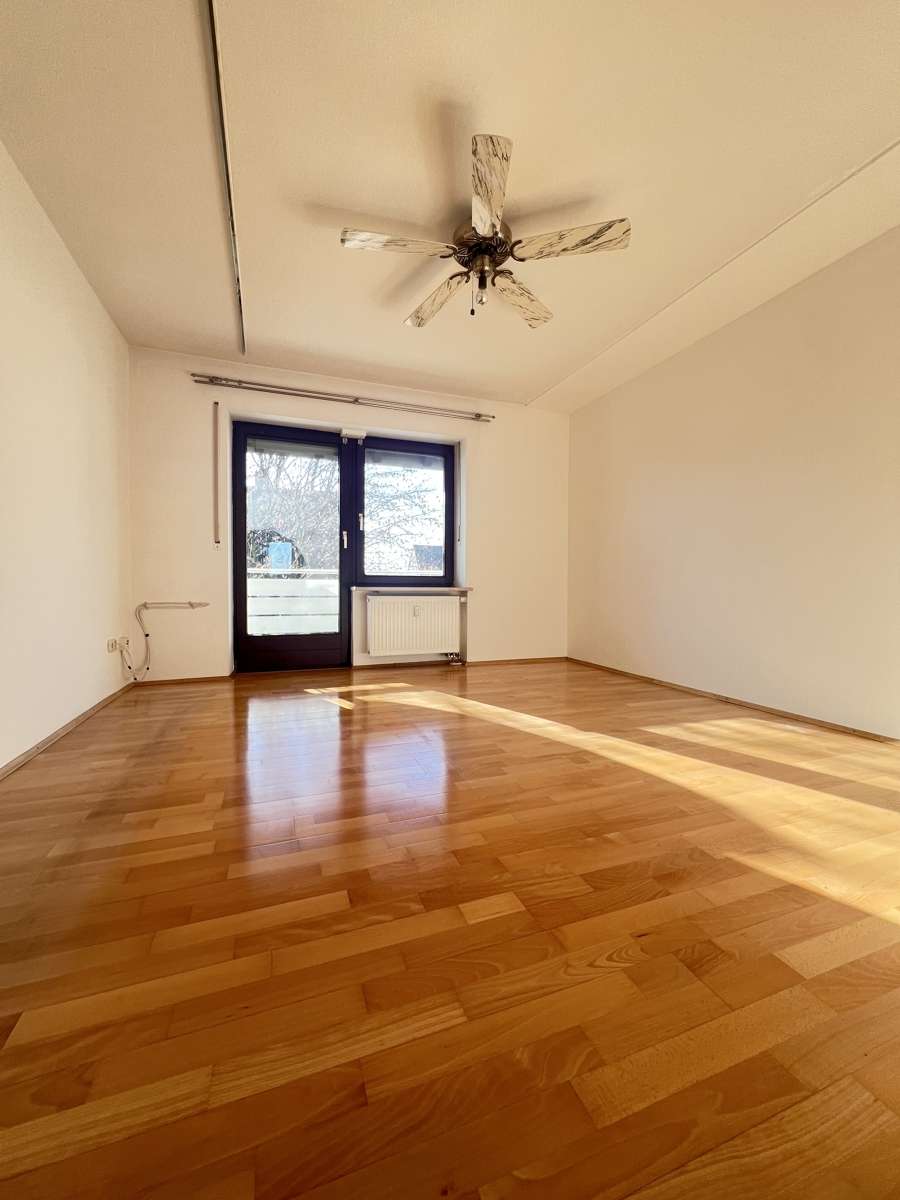 Immobilie in Klosterlechfeld - 3-Zimmerwohnung mit Südbalkon in ruhiger kleiner Wohnanlage - Bild 5