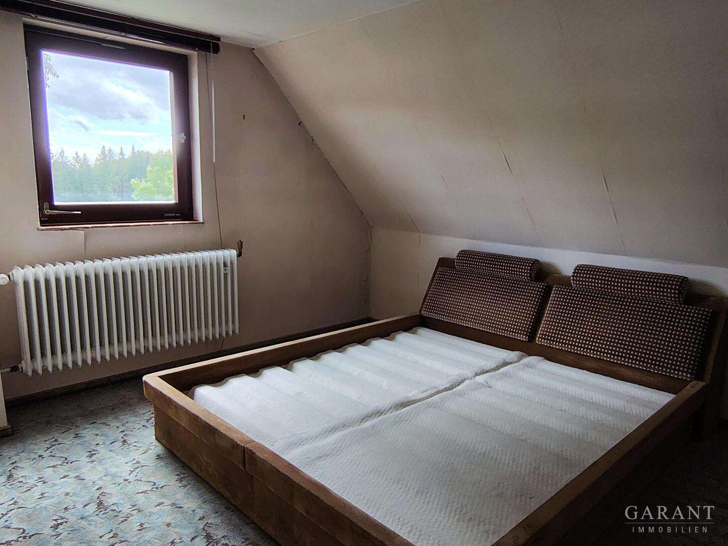 Immobilie in Simmelsdorf - Großzügiges Einfamilienhaus mit über 230 qm Wohnfläche und herrlichem Garten in Simmelsdorf - Bild 8