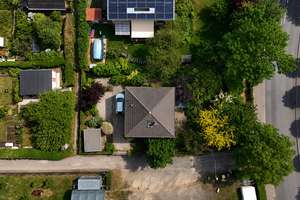 Familien willkommen! Gepflegtes Einfamilienhaus mit 4 Zimmern und schönem Garten in Dresden-Naußlitz – Die vollständige Adresse der Immobilie erhältst du vom Anbieter., 1159 Naußlitz, Dresden – Vorschaubild 19