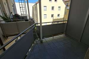 Geräumiger und heller Altbau mit Balkon in zentraler Lage – Rüdigerstraße 2, 97070 Altstadt, Würzburg – Vorschaubild 10