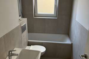 Helle 3-ZKBB (75 m²) nahe Rheinufer in Wiesbaden Biebrich