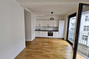 Ab Mitte Juli! Sehr helle 2-Zimmer-Wohnung in Berlin-Mitte – Am Köllnischen Park 11, 10179 Mitte (Ortsteil), Berlin – Vorschaubild 3