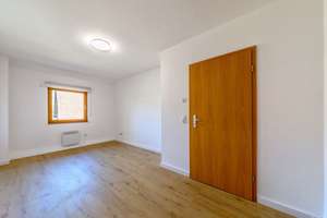 Modernes 5-Zimmer EFH in guter Lage in Gau-Bischofsheim  – Die vollständige Adresse der Immobilie erhältst du vom Anbieter., 55296 Gau-Bischofsheim – Vorschaubild 8