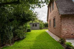 Exklusive Neubau Doppelhaushälfte unter Reet – Die vollständige Adresse der Immobilie erhältst du vom Anbieter., 25996 Wenningstedt-Braderup (Sylt) – Vorschaubild 3