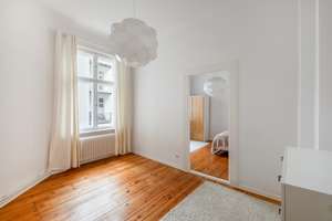 Charmante 2-Zimmer-Wohnung in begehrter Lage – 10713 Wilmersdorf, Berlin – Vorschaubild 1