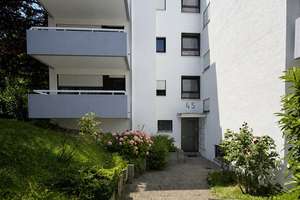 Stuttgart-West: Urbanes Wohnen im Grünen – charmante 2-Zimmer-Wohnung auf parkähnlichem Grundstück – Die vollständige Adresse der Immobilie erhältst du vom Anbieter., 70197 Hasenberg, Stuttgart – Vorschaubild 1