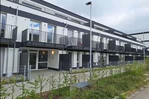 Erstbezug - Modernes möbliertes Apartment mit Terrasse in zentraler Augsburg-Lage