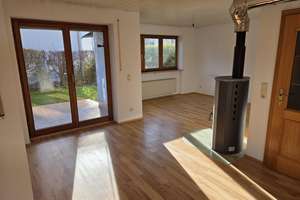 Doppelhaushälfte mit Garten in Ingolstadt-Süd – Die vollständige Adresse der Immobilie erhältst du vom Anbieter., 85051 Münchener Straße, Ingolstadt – Vorschaubild 4