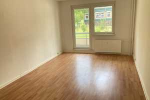 Große 3RW in Neu-Olvenstedt... MIT BALKON! – Gneisenauring 27, 39130 Magdeburg – Vorschaubild 1