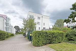 Helle 4-Zimmer-DG-Wohnung mit idealem Grundriss in grüner Lage! – Die vollständige Adresse der Immobilie erhältst du vom Anbieter., 12349 Buckow, Berlin – Vorschaubild 8
