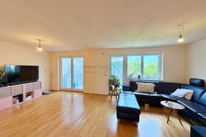 Weitsicht garantiert! Helle 4,5 Zimmer Maisonette-Wohnung in Reutlingen am Fuße des Georgenbergs – Die vollständige Adresse der Immobilie erhältst du vom Anbieter., 72762 Reutlingen-Mitte, Reutlingen – Vorschaubild 4