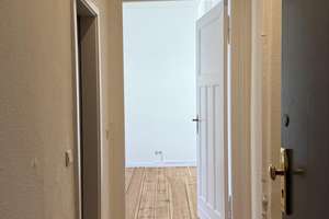 Helle bezugsfreie 1-Zimmer Altbauwohnung in der Nähe vom Schlosse Charlottenburg (provisionsfrei) – Mindener Straße 3, 10589 Charlottenburg, Berlin – Vorschaubild 6