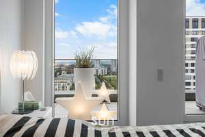 LUXURIÖS & NEUWERTIG – Vollklima, Wallbox, Weitblick, 2 Außenbereiche, hochw. EBK & Einbauschränke – 60326 Gallus, Frankfurt am Main – Vorschaubild 10