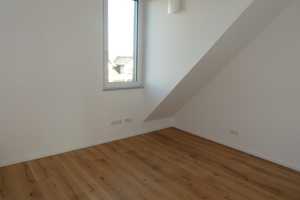Neue helle Dachgeschoßwohnung mit Flair + moderner Technik im Energiesparhaus – Bonn – Vorschaubild 15