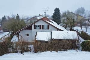Vielseitiges Wohnhaus mit Anbau, Fernblick und großzügigem Grundstück – Alte Römerstr. 12, 84364 Bad Birnbach – Vorschaubild 7