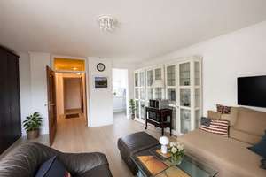 1,5-Zimmer-Penthouse mit Potenzial am Erich-Blumenfeld-Platz