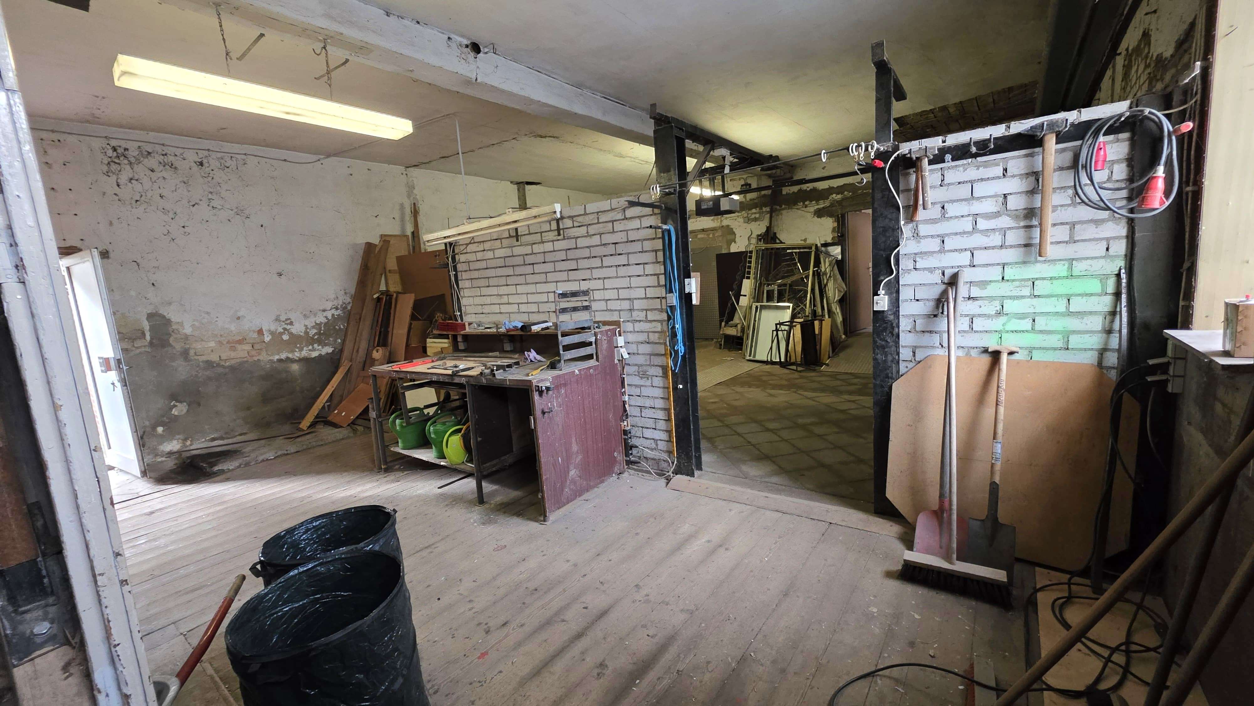 Immobilie in Philippsburg - 1-2 Familienhaus mit gutem Raumangebot und großen Garagentrakt der ideal für Hobbyhandwerker ist - Bild 57