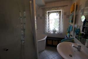 Provisionsfrei!  4-Zimmer-Dachgeschosswohnung mit Balkon und Stellplatz in Pfersee! – Die vollständige Adresse der Immobilie erhältst du vom Anbieter., 86157 Pfersee-Nord, Augsburg – Vorschaubild 10