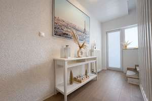 Viel Platz für den Alltag: Modernisiertes Reihenmittelhaus in Grävenwiesbach – Rathausweg 1, 61279 Grävenwiesbach – Vorschaubild 13