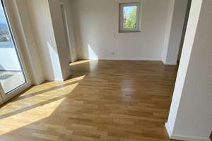 Exklusive 4-Zimmer-Neubau-Penthouse mit Einbauküche und Blick über Pforzheim – Moltkestraße 21, 75179 Nordstadt, Pforzheim – Vorschaubild 9