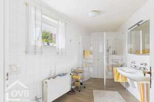 Großes Einfamilienhaus mit separater Einliegerwohnung – Leer (Kreis) – Vorschaubild 9