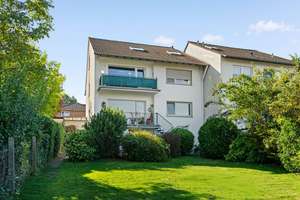 Zukunftssichere Kapitalanlage: Saniertes Mehrgenerationen-Vierparteienhaus – Die vollständige Adresse der Immobilie erhältst du vom Anbieter., 53347 Alfter – Vorschaubild 1
