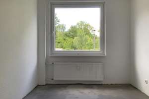 Erdgeschoss, renoviert, Laminatboden und modernem Wannenbad – Sauerlandstraße 24, 45889 Bismarck, Gelsenkirchen – Vorschaubild 10