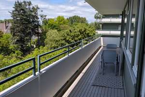 Zuhause mit drei Zimmern in Rodenkirchen