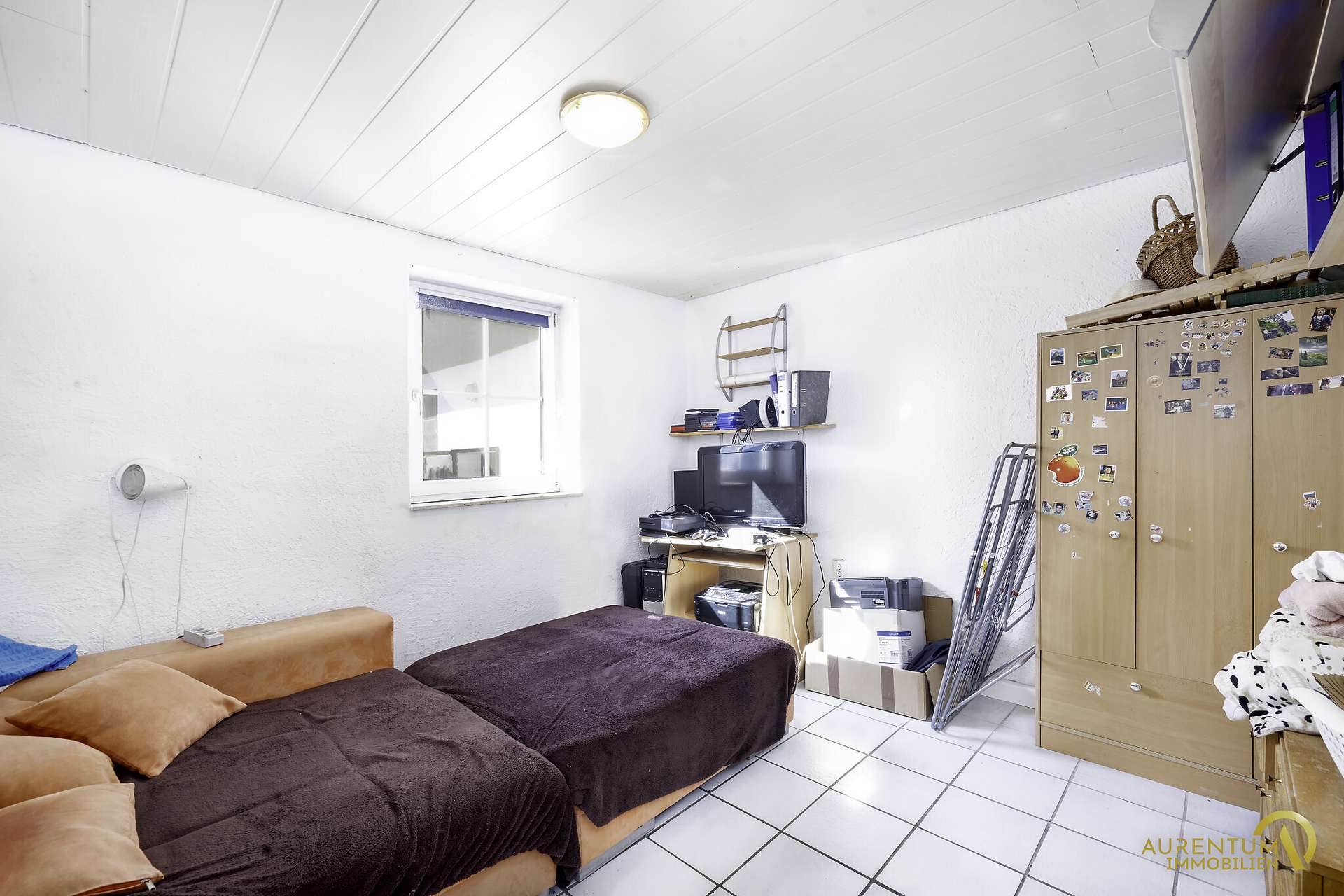 Immobilie in Aiglsbach - Sofort verfügbares Einfamilienhaus mit Garten, neuwertiger Heizung und Garage zu verkaufen. - Bild 9