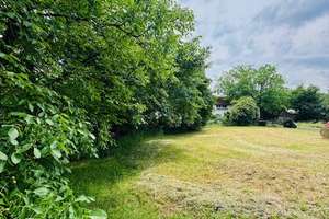 *Mehrfamilienhaus mit 4 Wohneinheiten in einzigartiger Lage zwischen zwei Naturschutzflächen*