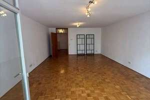 Sofort verfügbare Eigentumswohnung im Herzen der Stadt mit Balkon und TG-Stellplatz – 97070 Altstadt, Würzburg – Vorschaubild 3
