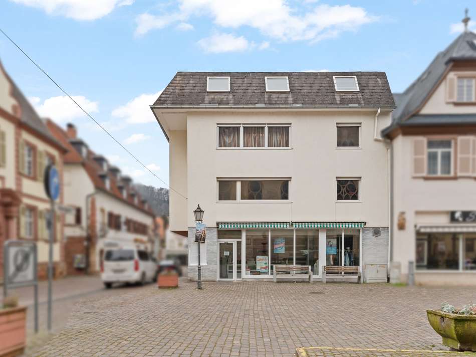 Straßenansicht