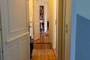 *In Ruhe wohnen, trotzdem mitten im Geschehen ! Helle,  2 Zi. Altbauwohnung, Rheingauviertel* – Werderstraße 7, 65195 Westend / Bleichstraße, Wiesbaden – Vorschaubild 3