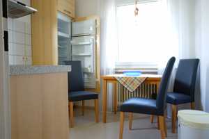 Über den Dächern von Wuppertal und sofort frei: 2 Zimmer, Balkon und EBK, kein  Aufzug vorhanden – Wuppertal – Vorschaubild 4