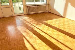 Lichtdurchflutete 3-Zimmer-Wohnung mit Balkon und Blick ins Grüne – 81927 Englschalking, München – Vorschaubild 6