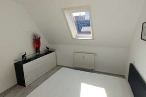 Komplett möblierte kleine 2 ZKB DG-Wohnung  – Kopernikusstraße 8, 86179 Haunstetten-Nord, Augsburg – Vorschaubild 8