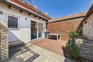 STILVOLLES RAUMGEFÜHL – REIHENHAUS-HIGHLIGHT MIT OFFENER KÜCHE, TERRASSE & STUDIOAMBIENTE MIT CHARME – Göppingen (Kreis) – Vorschaubild 6